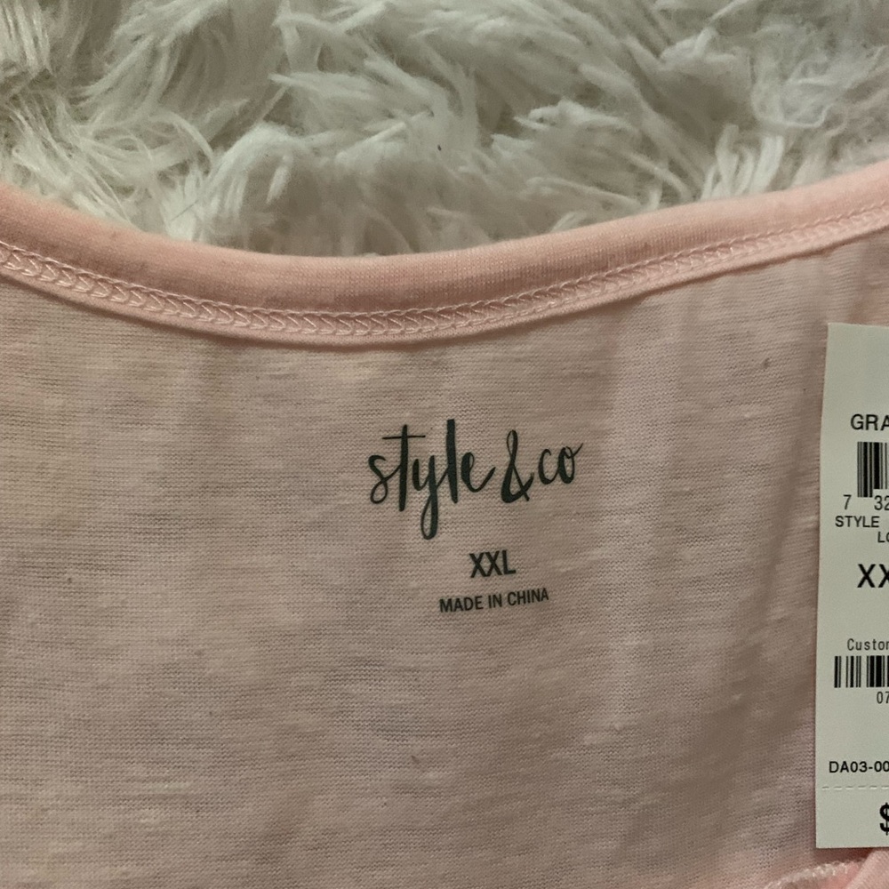 Love is Love Pink Tee - Picture 3 of 9